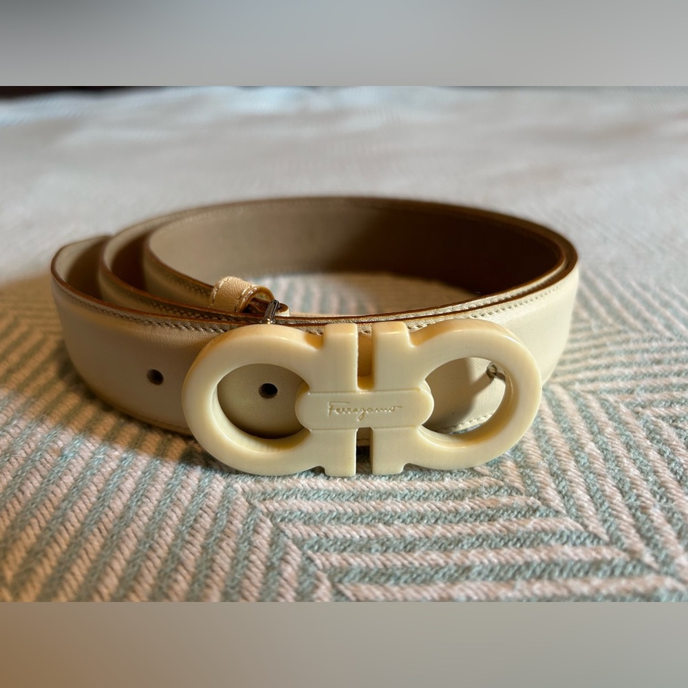 Salvatore Ferragamo Cream White Belt with Logo Buckle